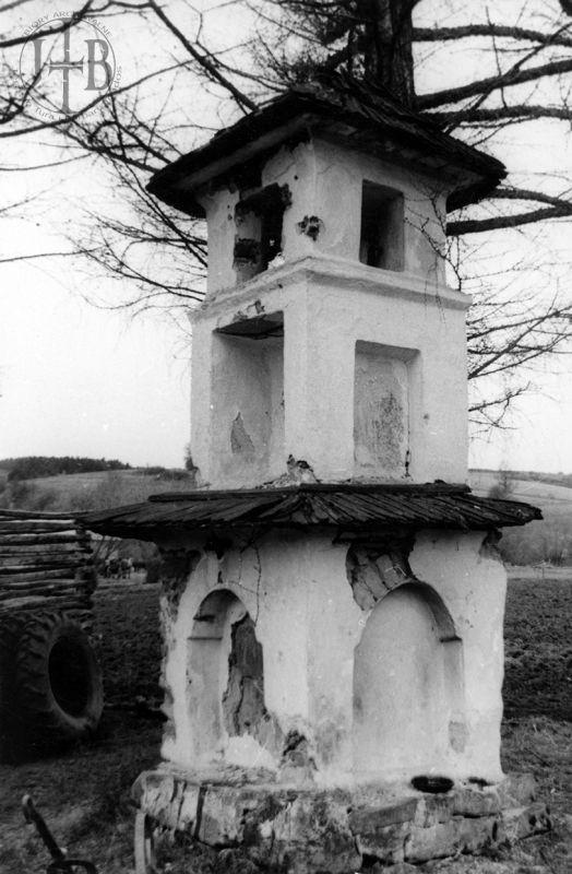 Zabytkowa kapliczka w Trójcy 1960 rok