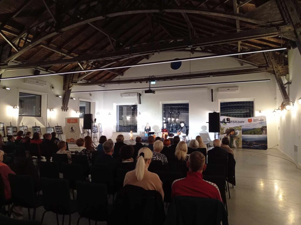 Bieszczadzkie Centrum Dziedzictwa Kulturowego - sala koncertowa