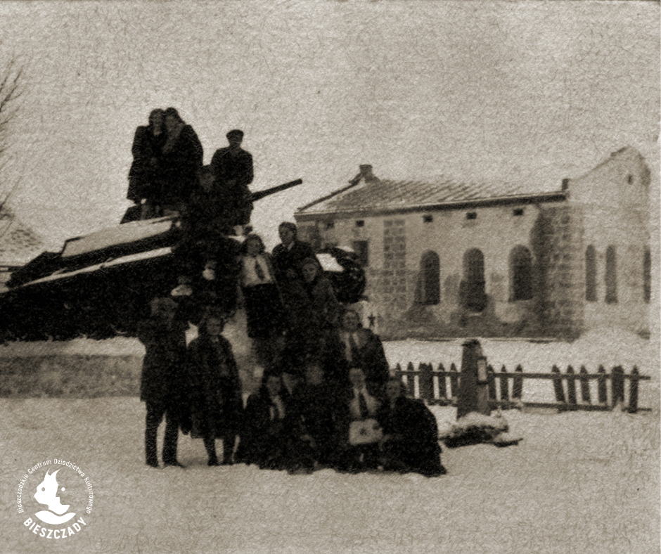 Rynek w Baligrodzie, lata 50. XX wieku.